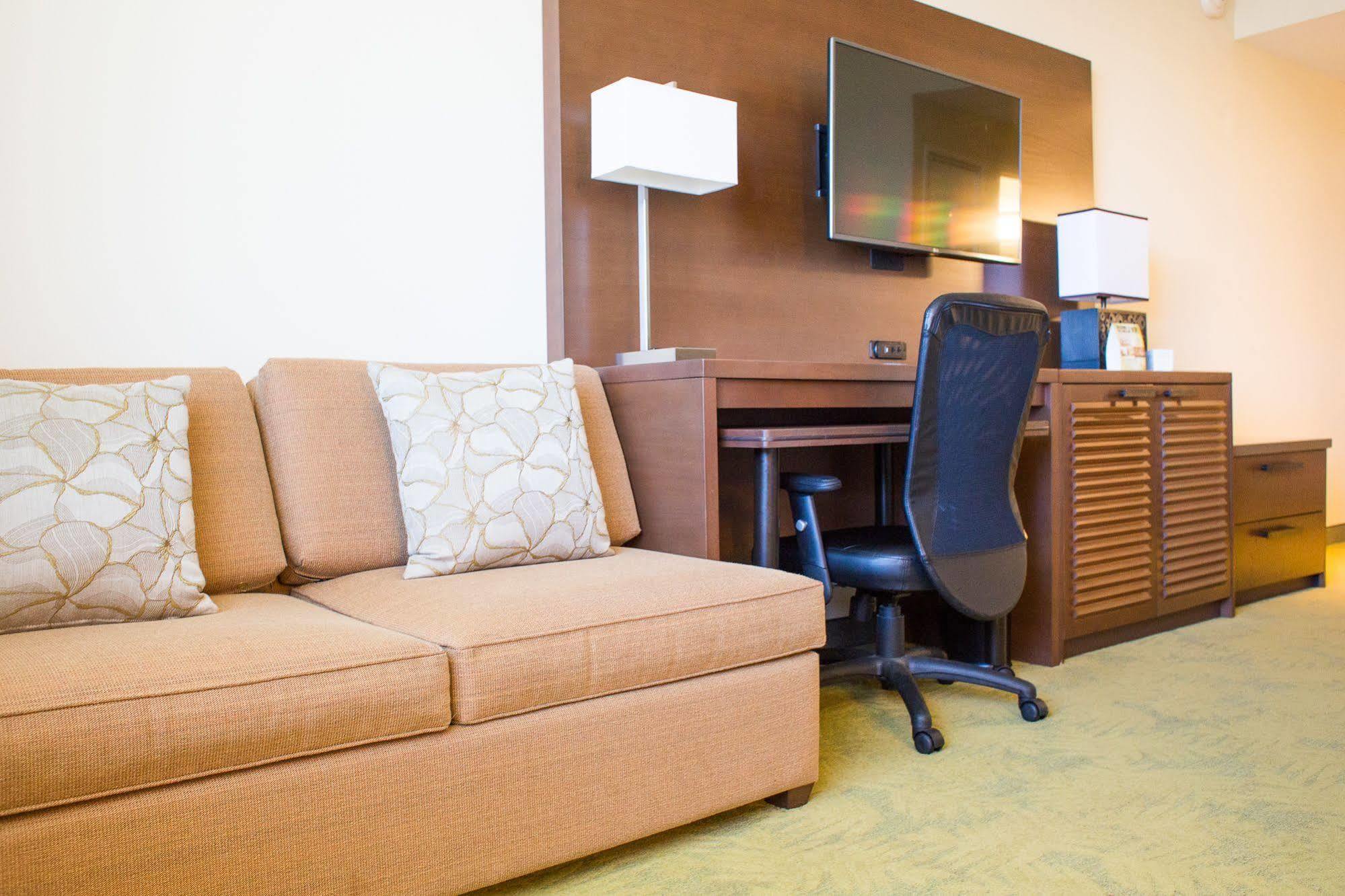 Hotel Courtyard By Marriott Oahu North Shore 3*