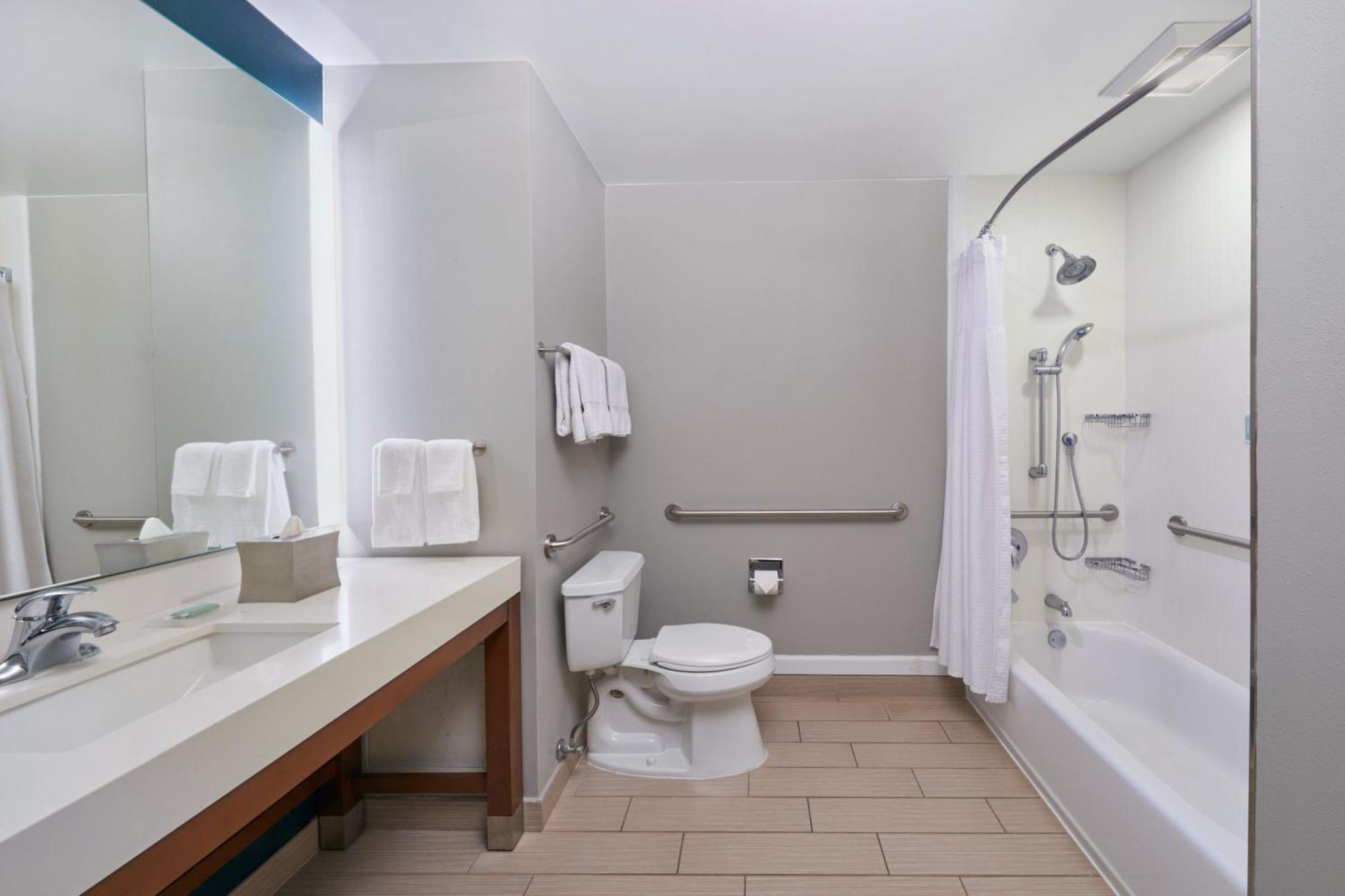 Courtyard By Marriott Oahu North Shore Hotel