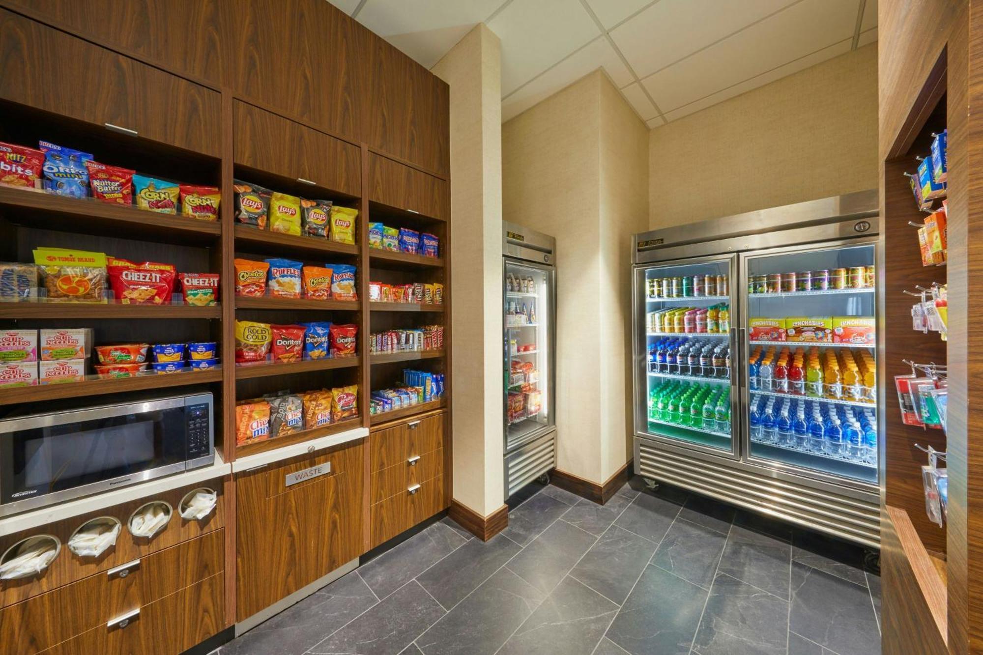Hotel Courtyard By Marriott Oahu North Shore 3*