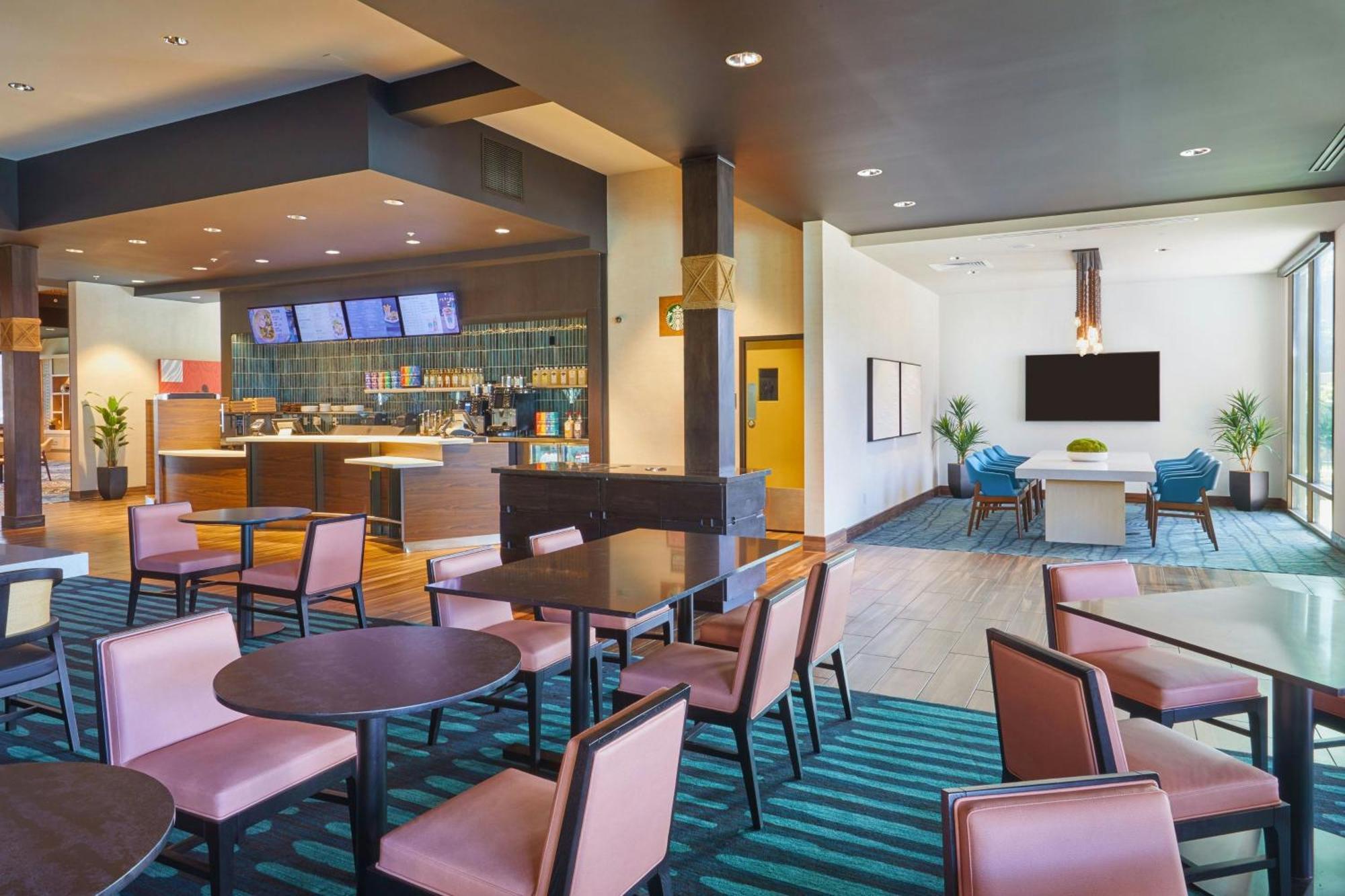 Courtyard By Marriott Oahu North Shore 3*